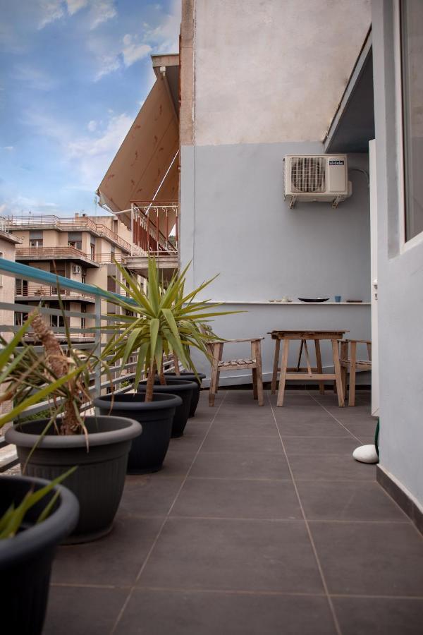 Myron Apartments เอเธนส์ ภายนอก รูปภาพ