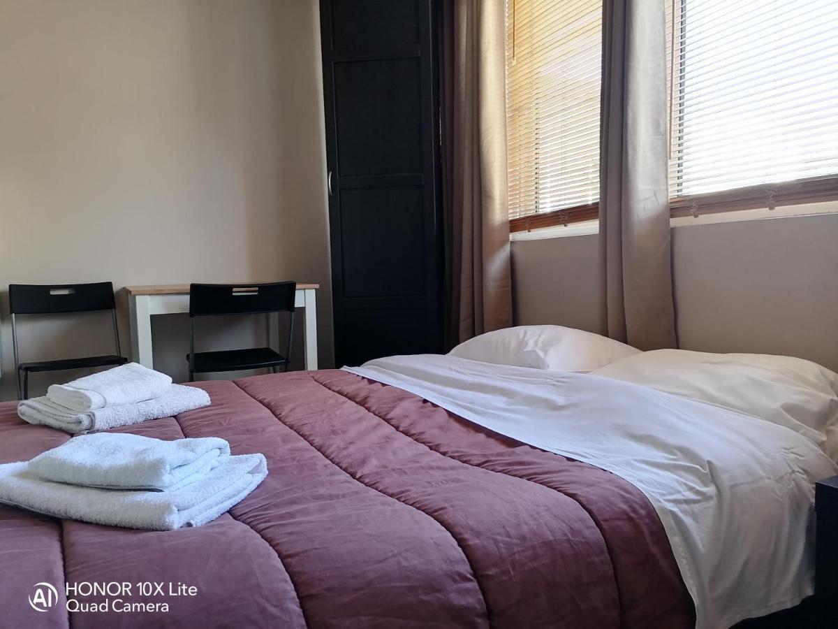Myron Apartments เอเธนส์ ภายนอก รูปภาพ