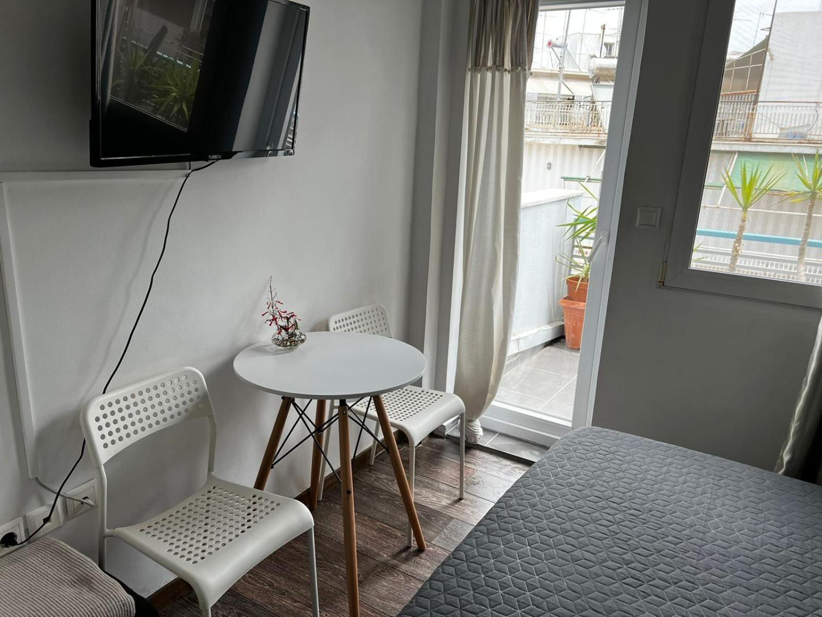 Myron Apartments เอเธนส์ ภายนอก รูปภาพ